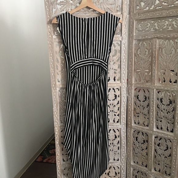 High-low striped dress - Picture 3 of 3